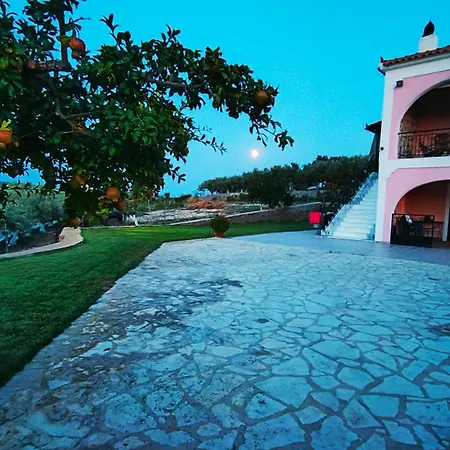 Dimelia Heaven Farm Vakantiehuis