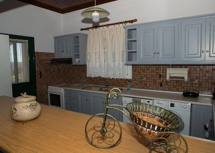 Dimelia Heaven Farm *